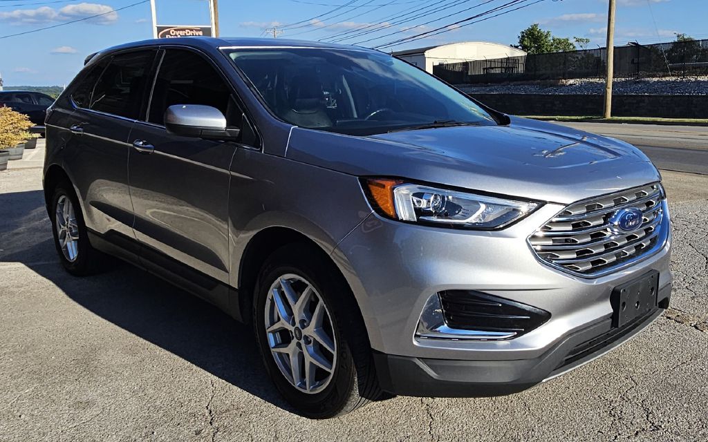 Photo 7 of this FORD EDGE