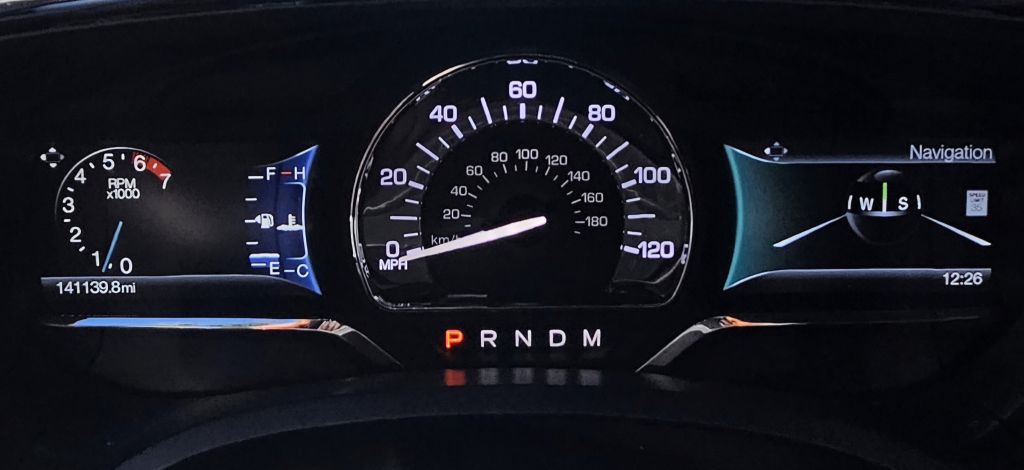 Photo 11 of this LINCOLN NAVIGATOR
