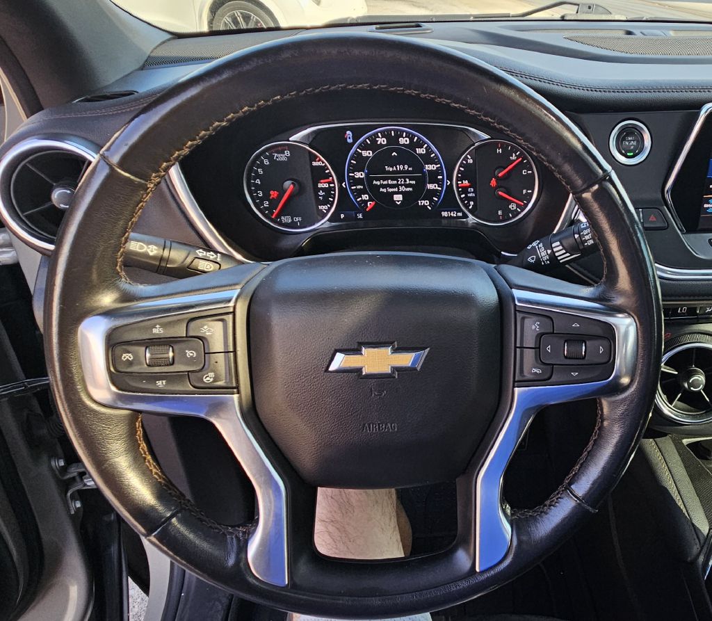 Photo 9 of this CHEVROLET BLAZER