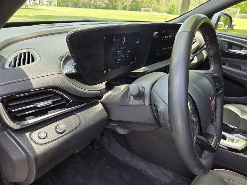 Photo 15 of this BUICK ENVISTA