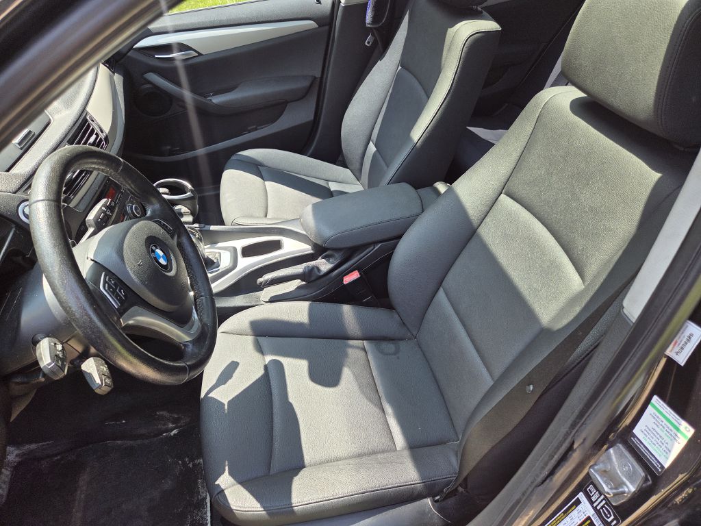 Photo 10 of this BMW X1