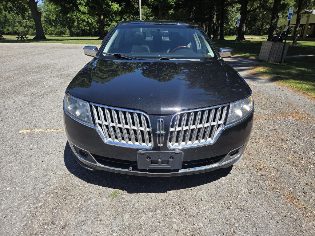 Photo 2 of this LINCOLN MKZ
