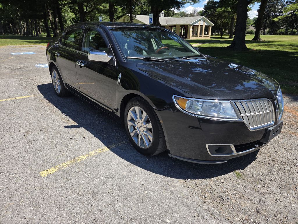 Photo 3 of this LINCOLN MKZ