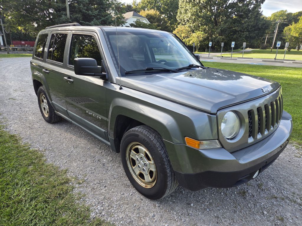 Photo 3 of this JEEP PATRIOT
