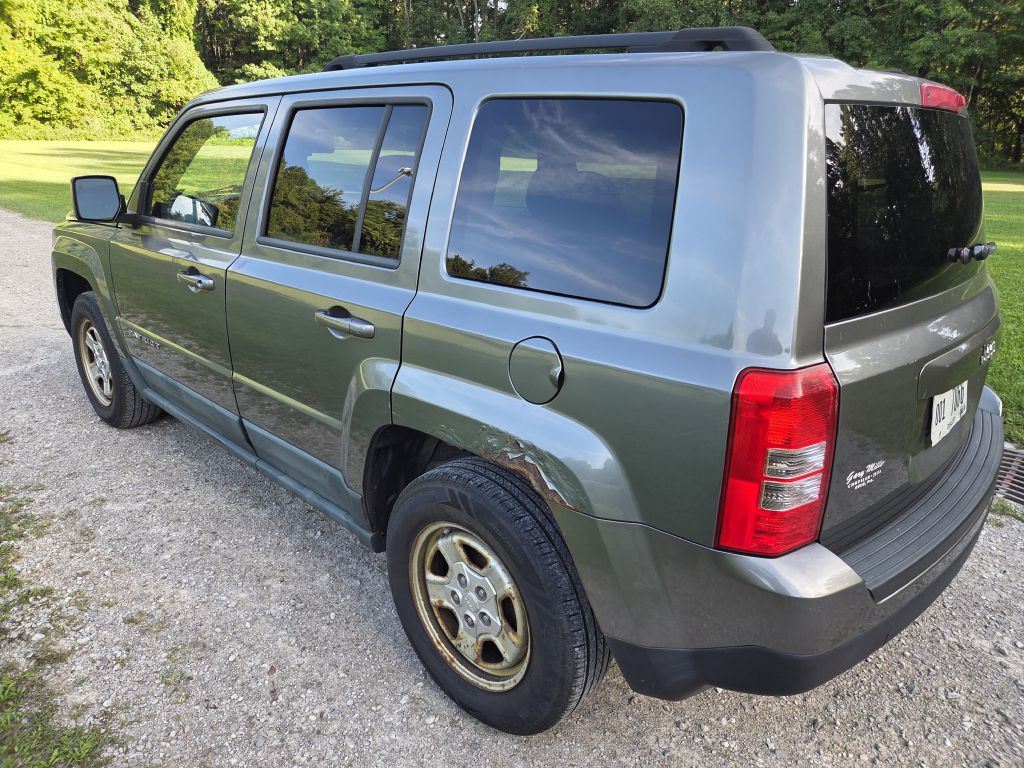 Photo 7 of this JEEP PATRIOT