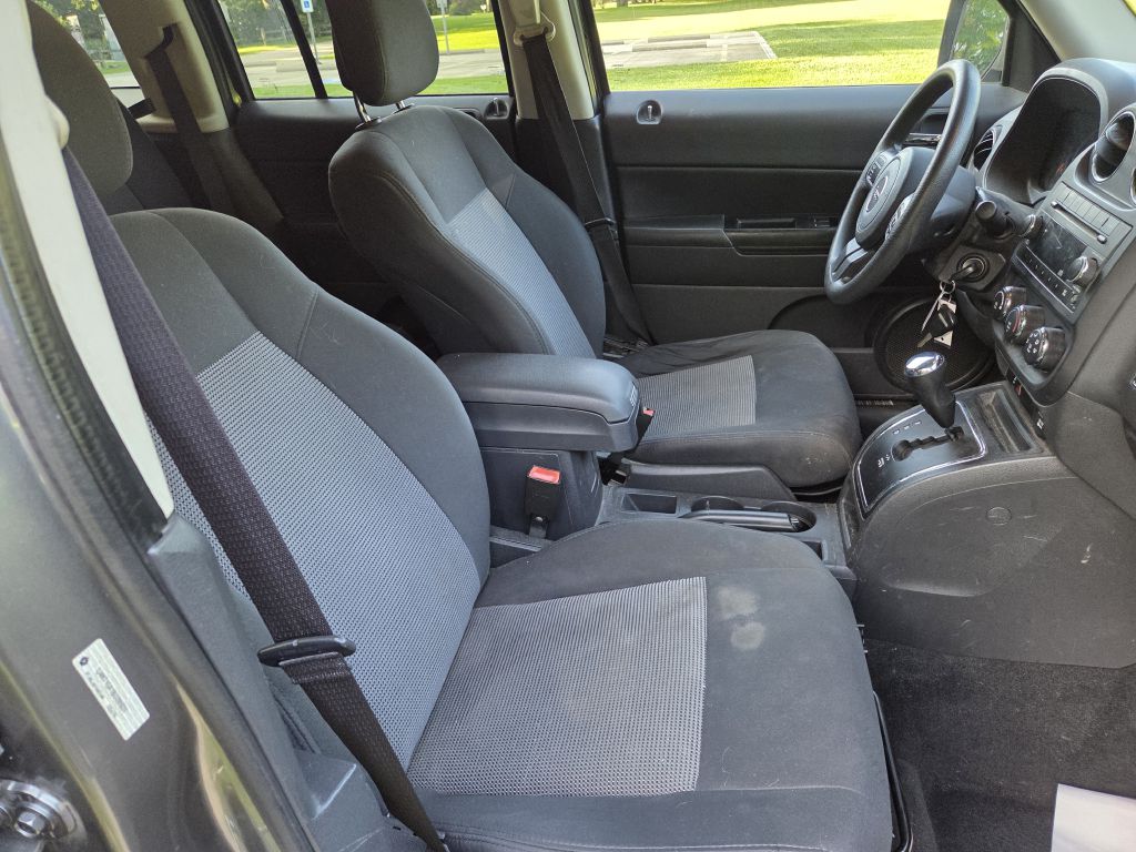 Photo 16 of this JEEP PATRIOT