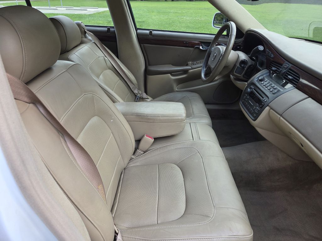 Photo 17 of this CADILLAC DEVILLE