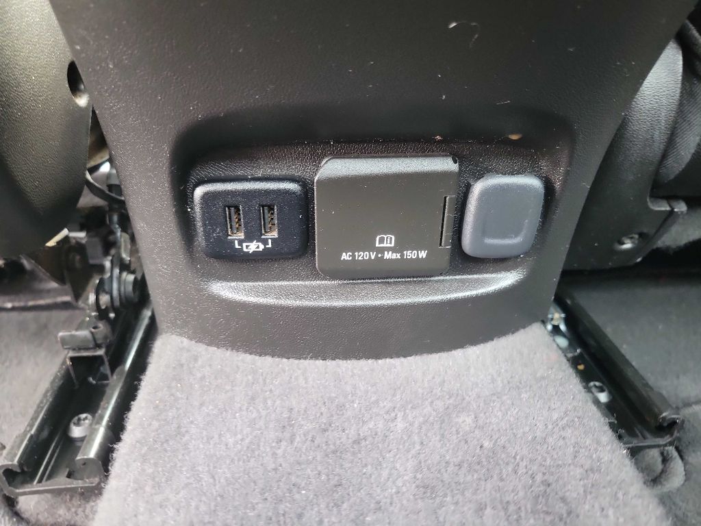 Photo 22 of this CHEVROLET MALIBU
