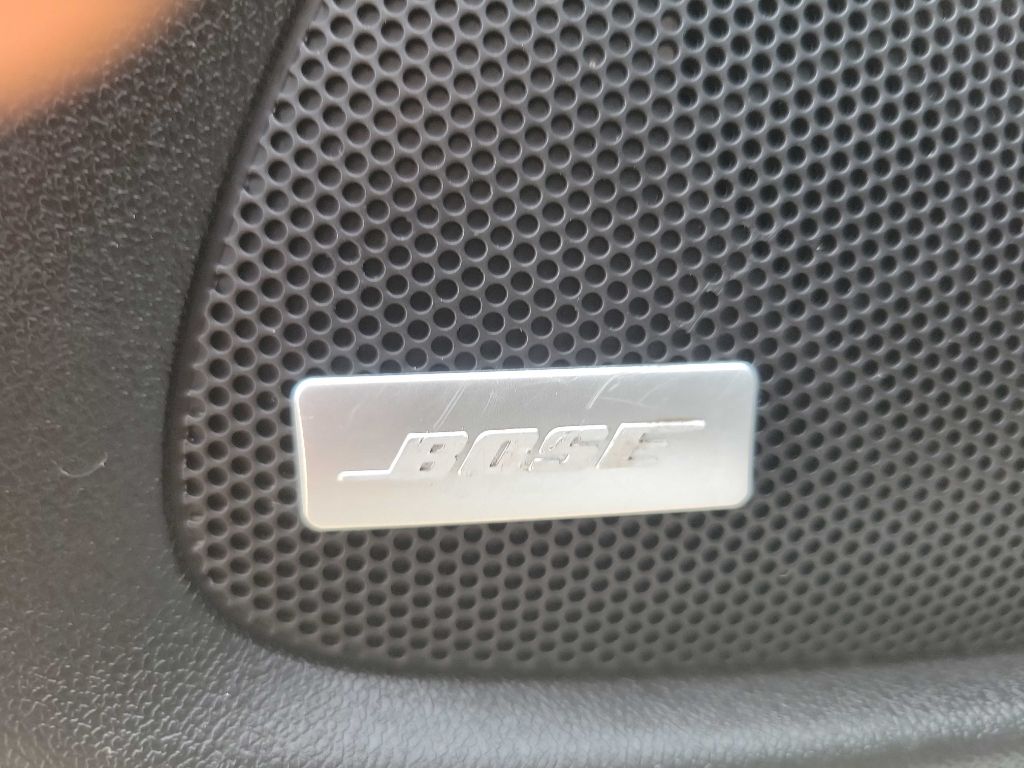 Photo 18 of this CHEVROLET MALIBU