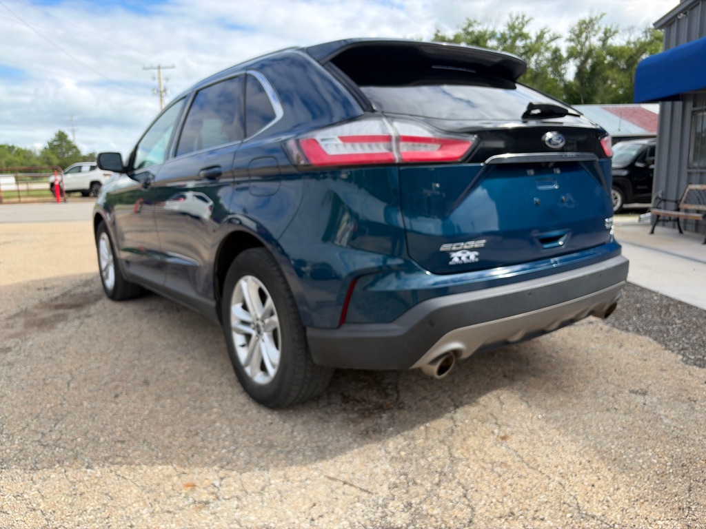 Photo 7 of this FORD EDGE