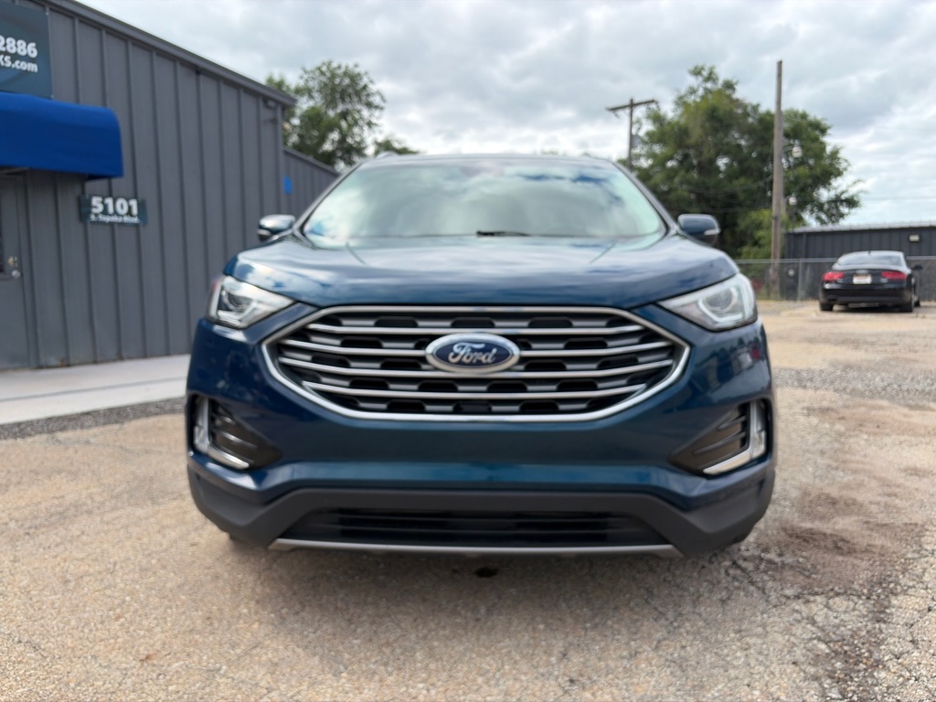 Photo 2 of this FORD EDGE