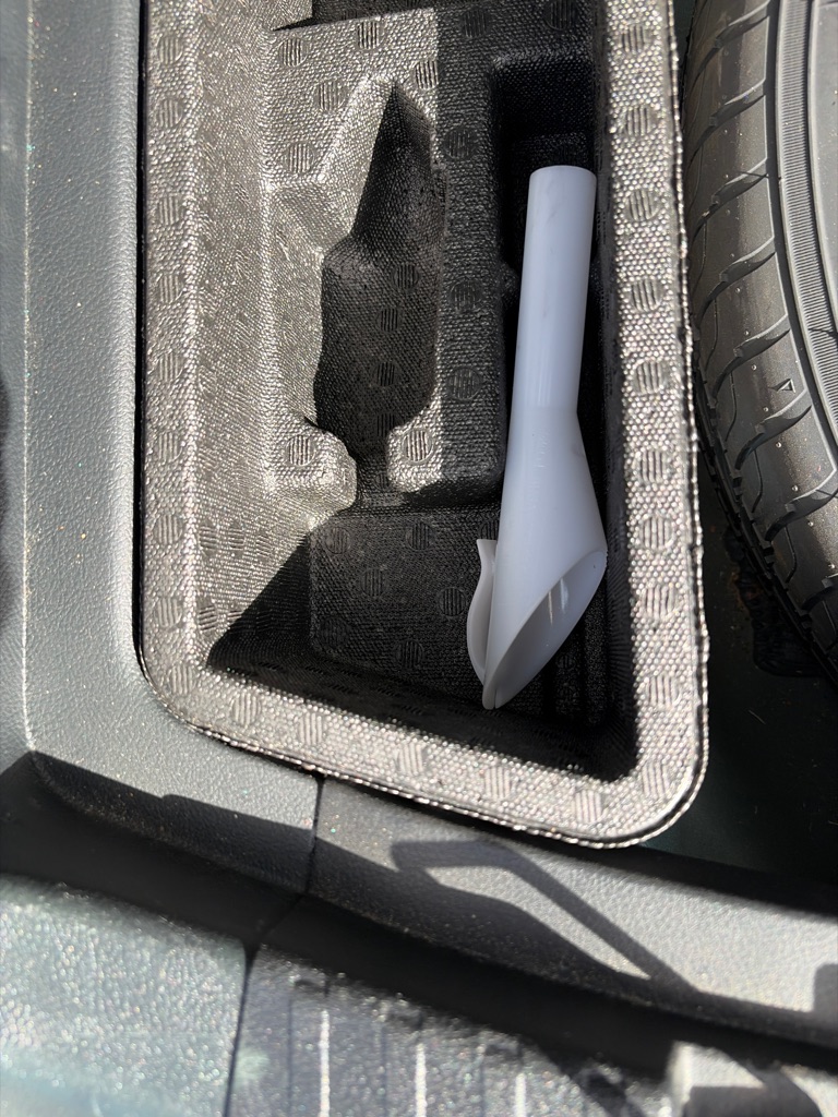 Photo 29 of this FORD EDGE
