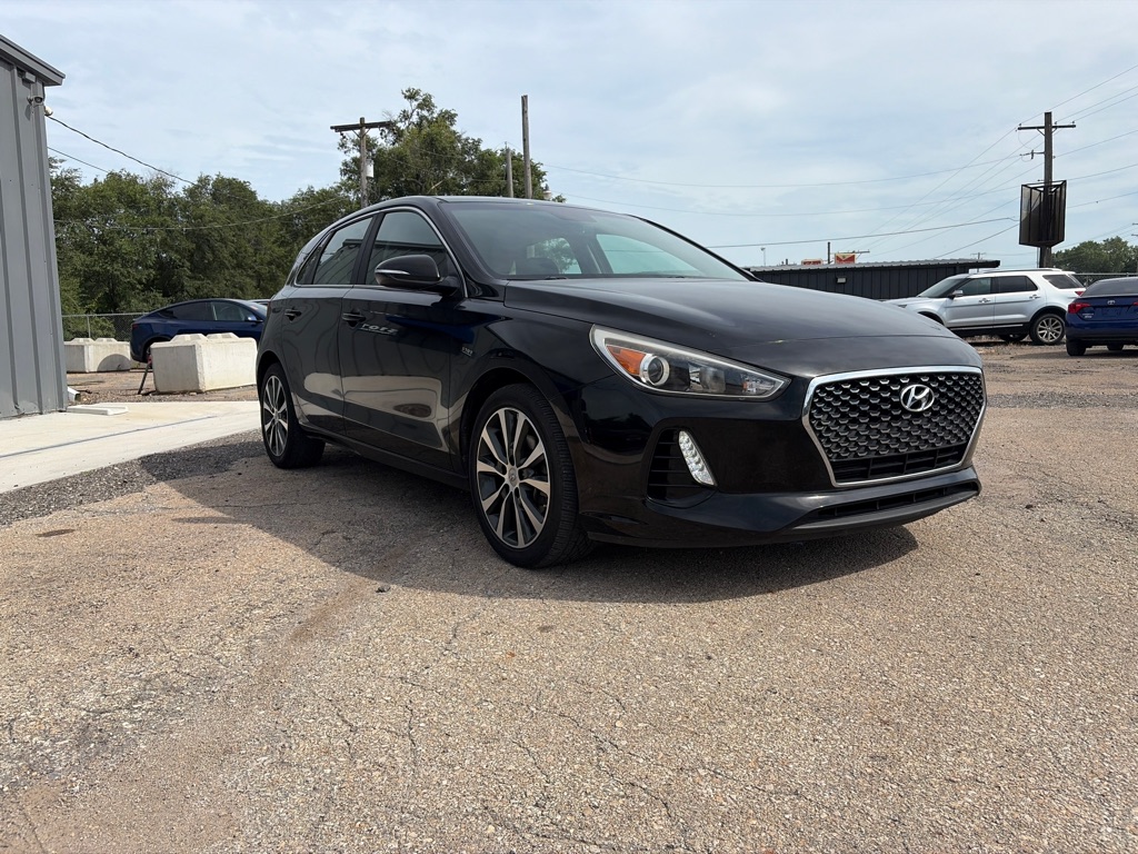 Photo 3 of this HYUNDAI ELANTRA GT
