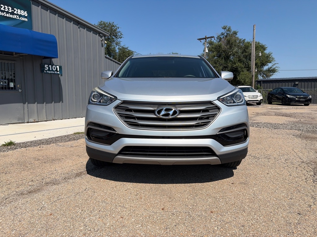 Photo 2 of this HYUNDAI SANTA FE SPORT