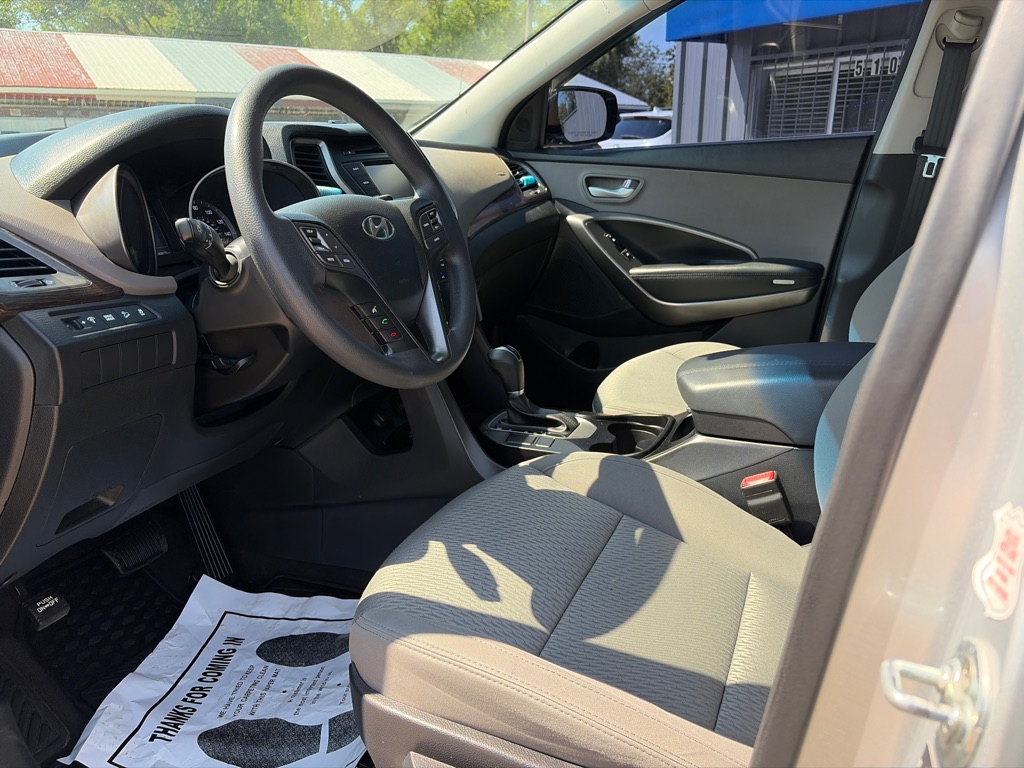 Photo 9 of this HYUNDAI SANTA FE SPORT