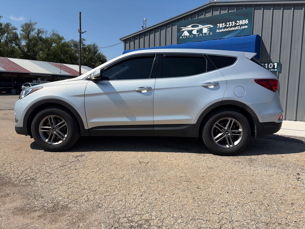 Photo 8 of this HYUNDAI SANTA FE SPORT