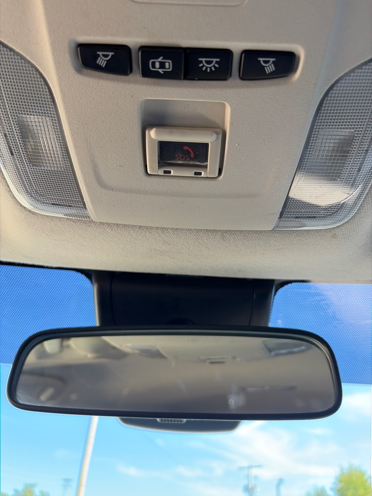 Photo 18 of this TOYOTA COROLLA