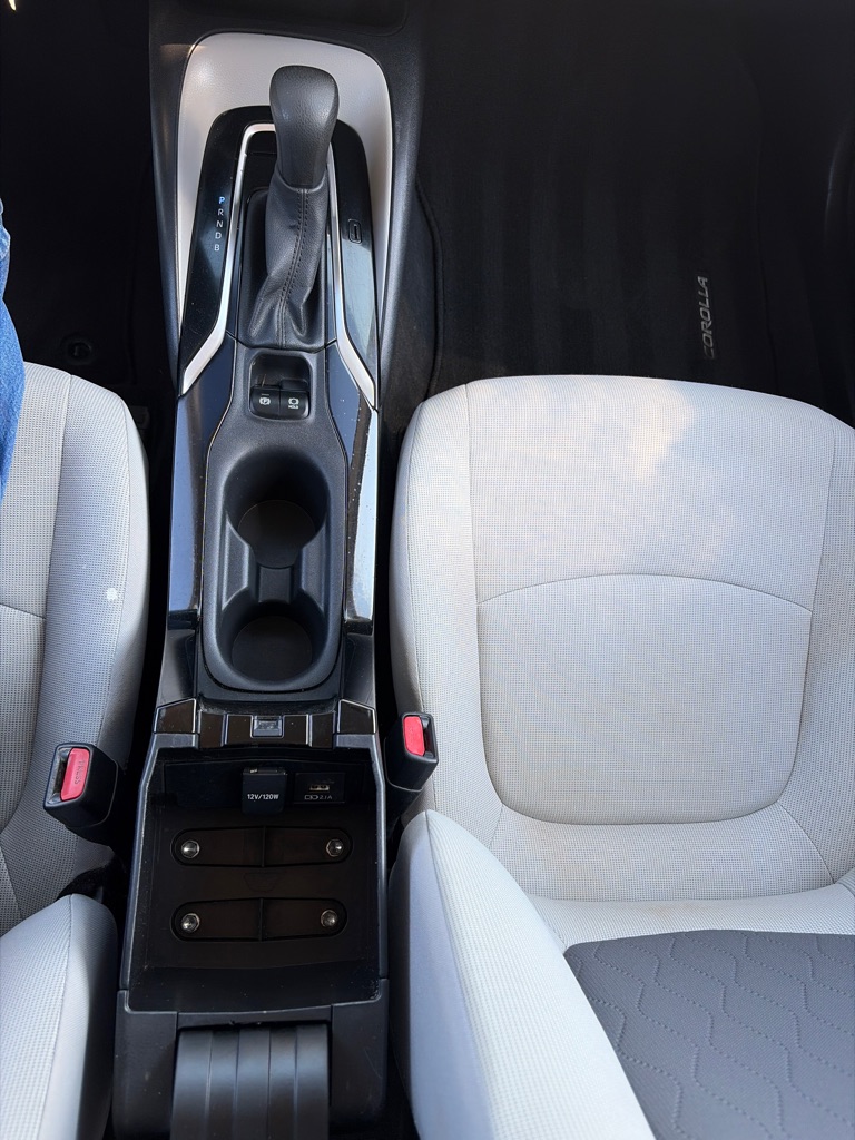 Photo 16 of this TOYOTA COROLLA
