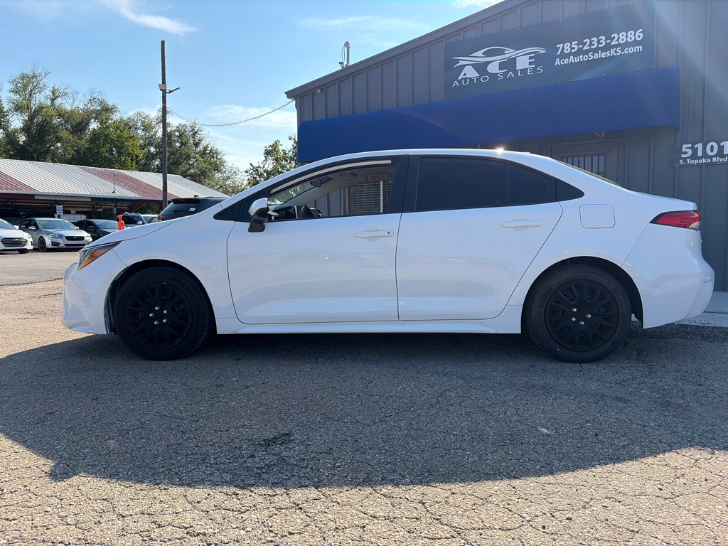 Photo 8 of this TOYOTA COROLLA