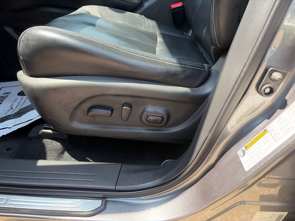 Photo 21 of this NISSAN MURANO
