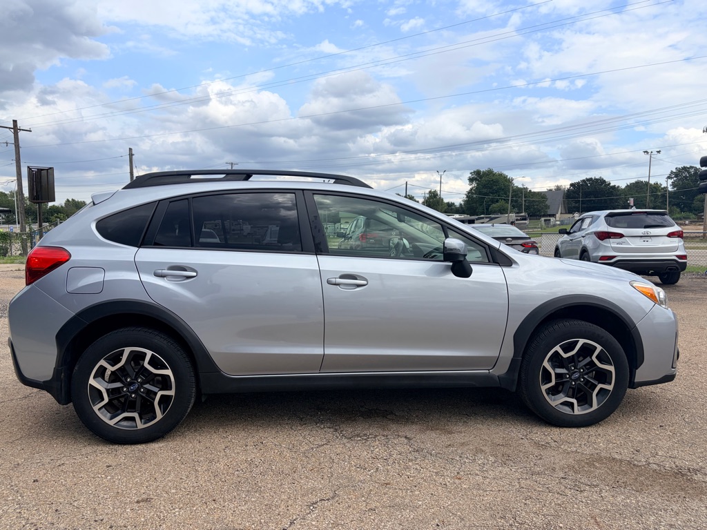 Photo 4 of this SUBARU CROSSTREK