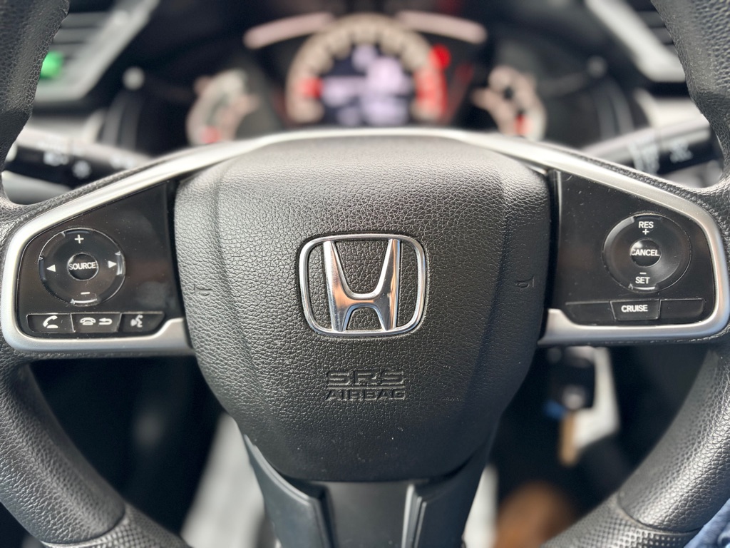 Photo 13 of this HONDA CIVIC
