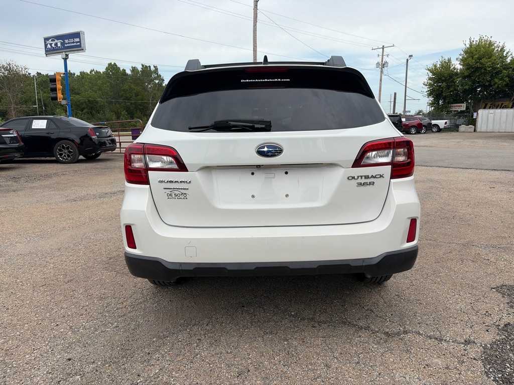 Photo 6 of this SUBARU OUTBACK