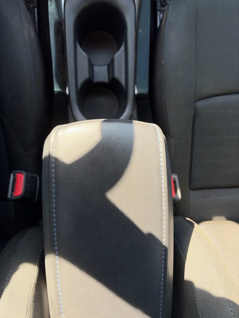 Photo 16 of this TOYOTA COROLLA
