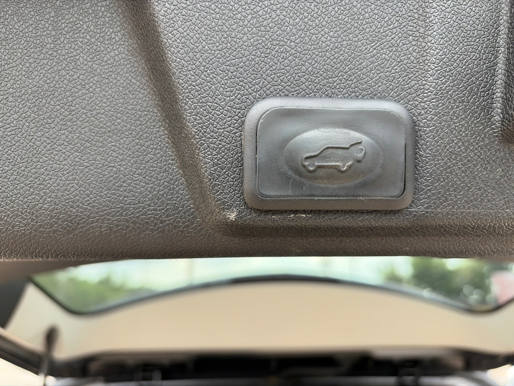 Photo 29 of this CHEVROLET TRAVERSE