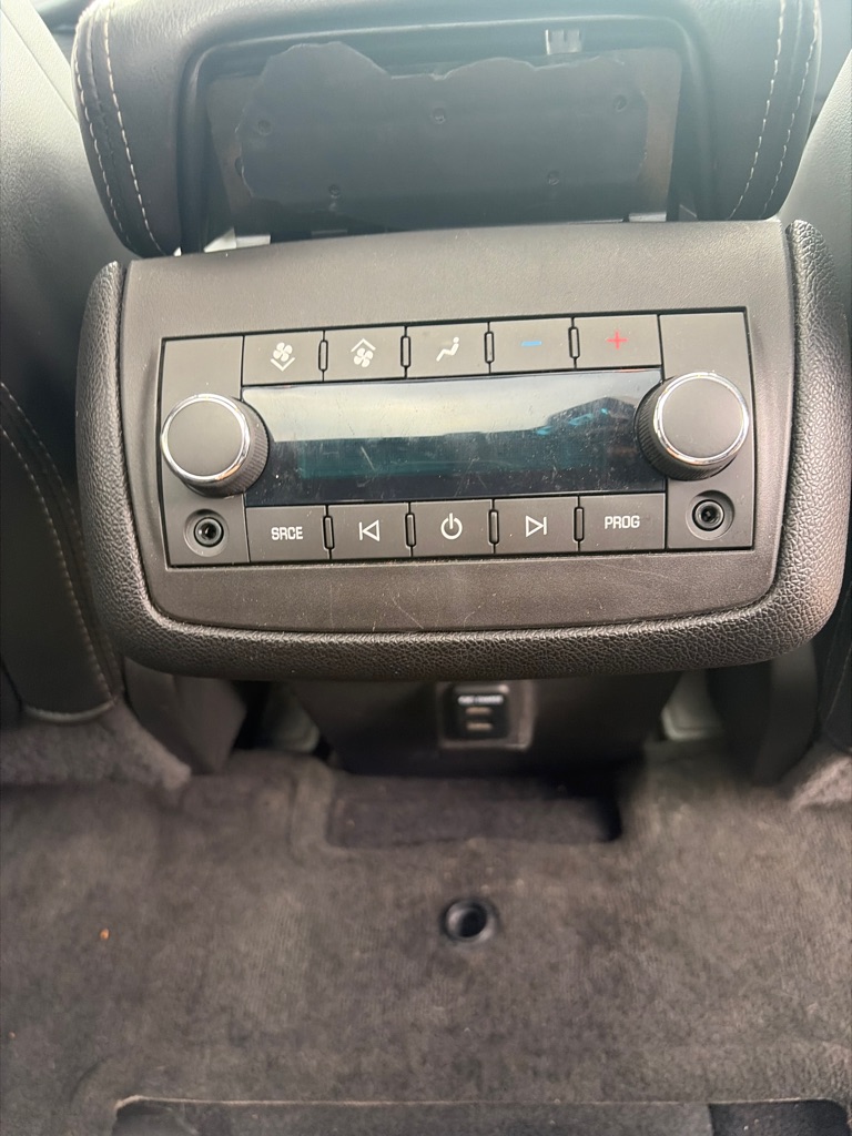 Photo 26 of this CHEVROLET TRAVERSE