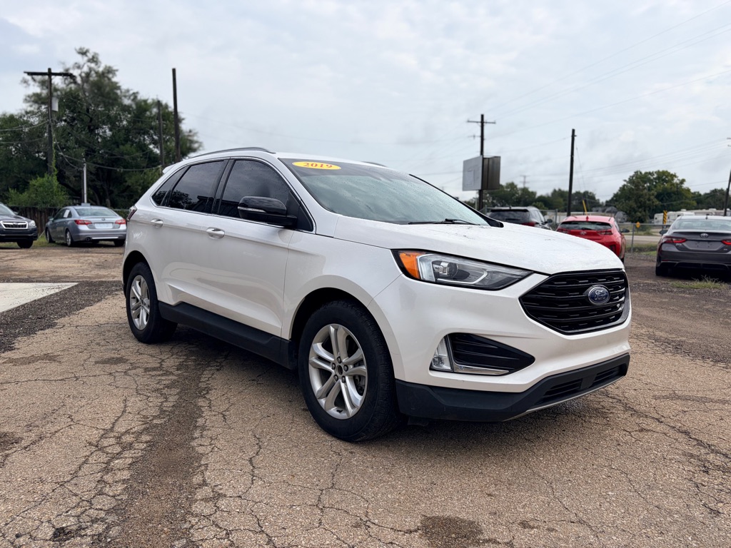 Photo 3 of this FORD EDGE