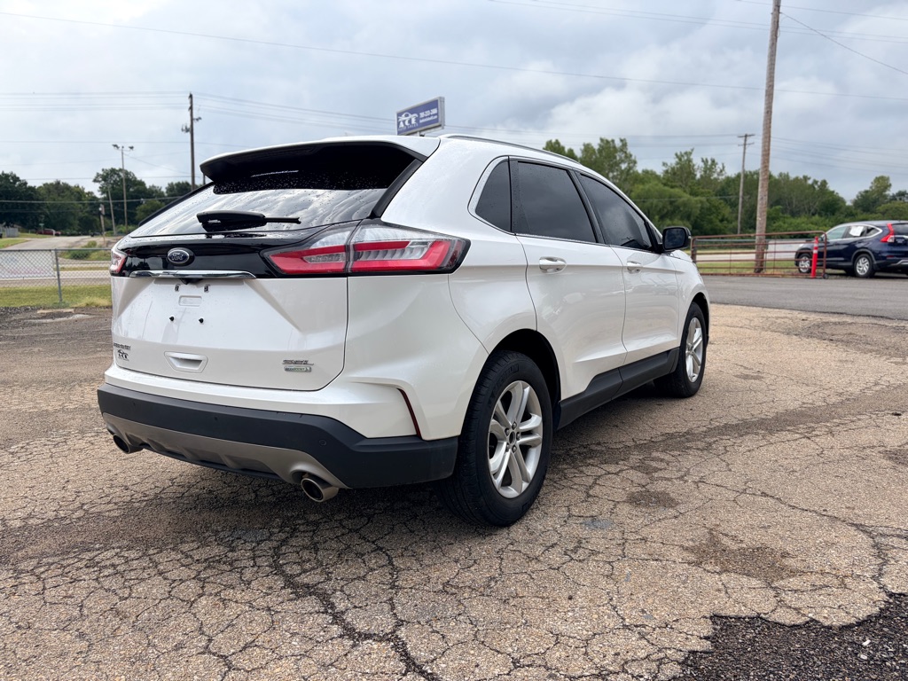 Photo 5 of this FORD EDGE