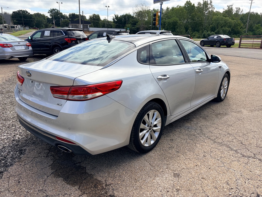 Photo 5 of this KIA OPTIMA