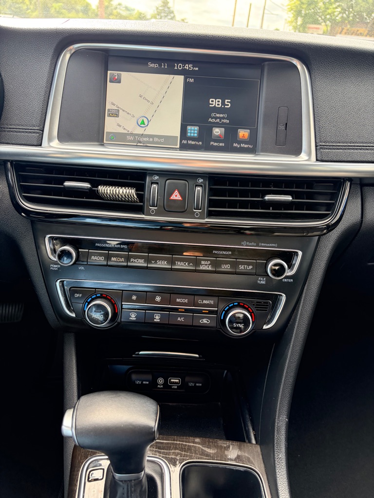 Photo 14 of this KIA OPTIMA