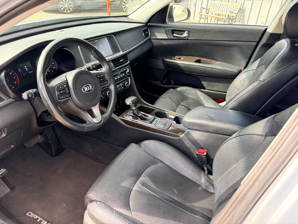 Photo 9 of this KIA OPTIMA