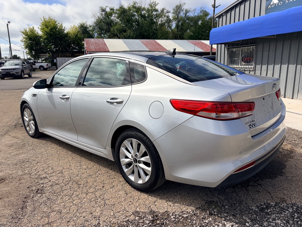 Photo 7 of this KIA OPTIMA