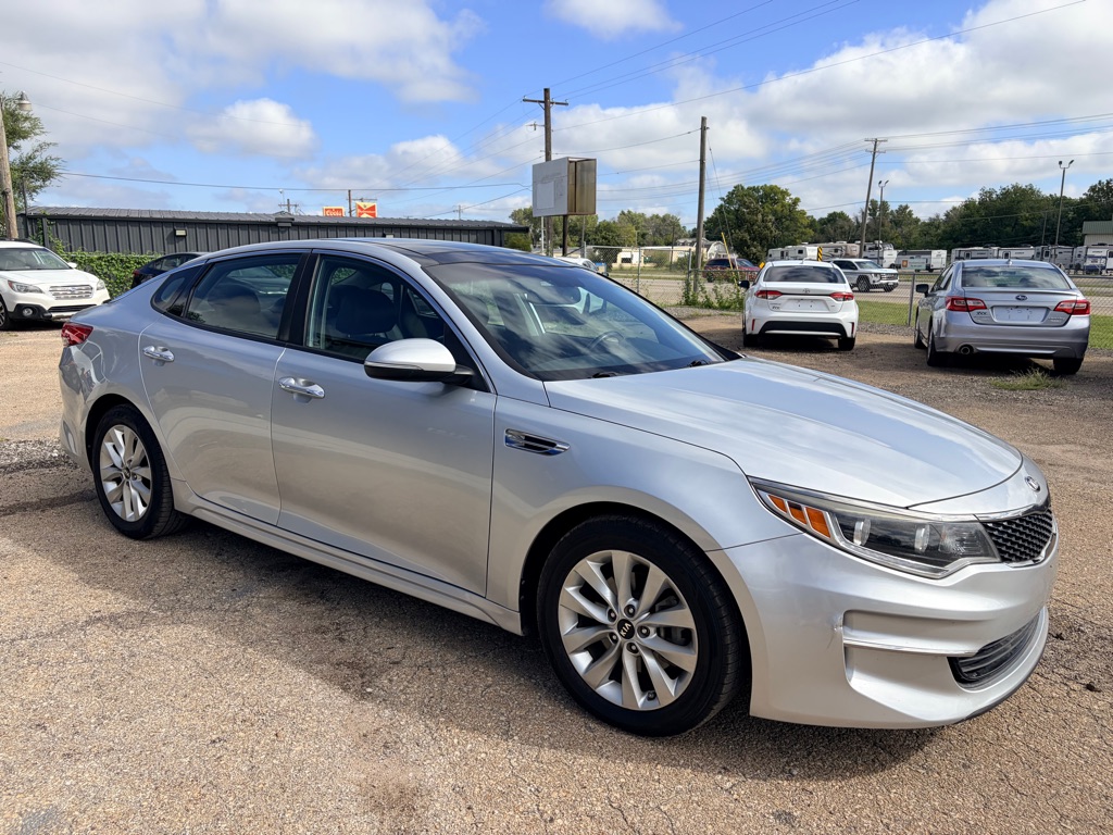 Photo 3 of this KIA OPTIMA