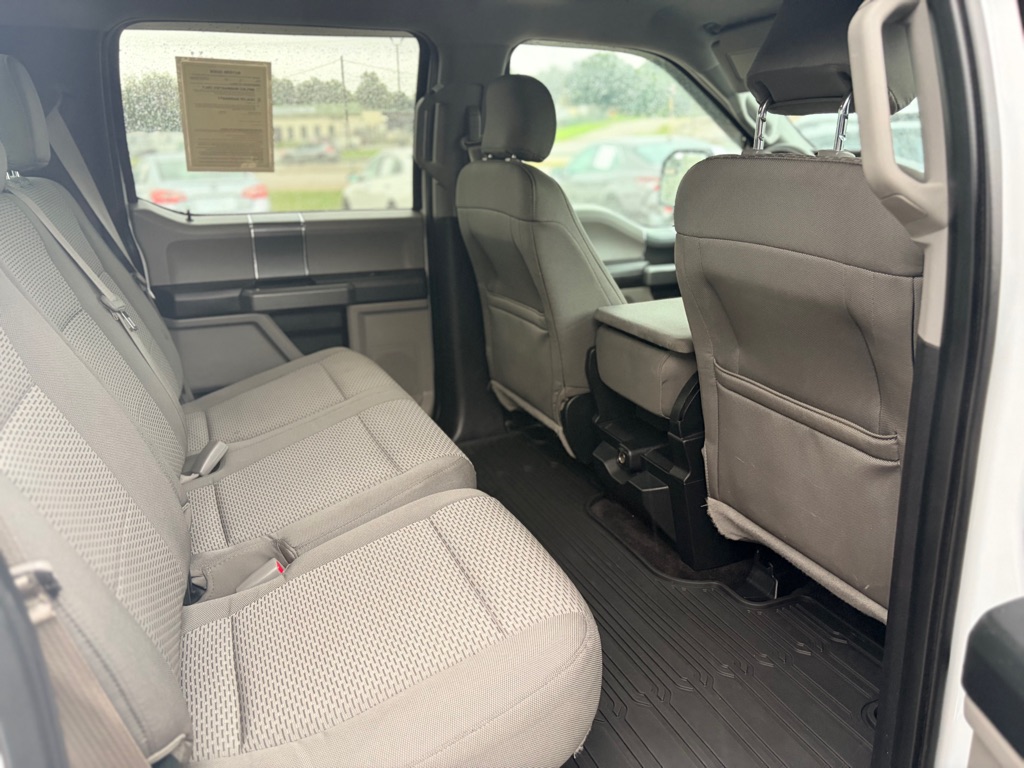 Photo 26 of this FORD F-150