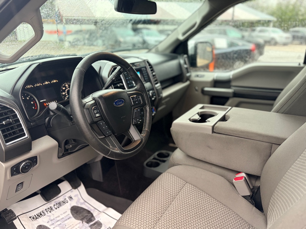 Photo 10 of this FORD F-150