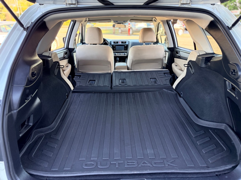 Photo 27 of this SUBARU OUTBACK