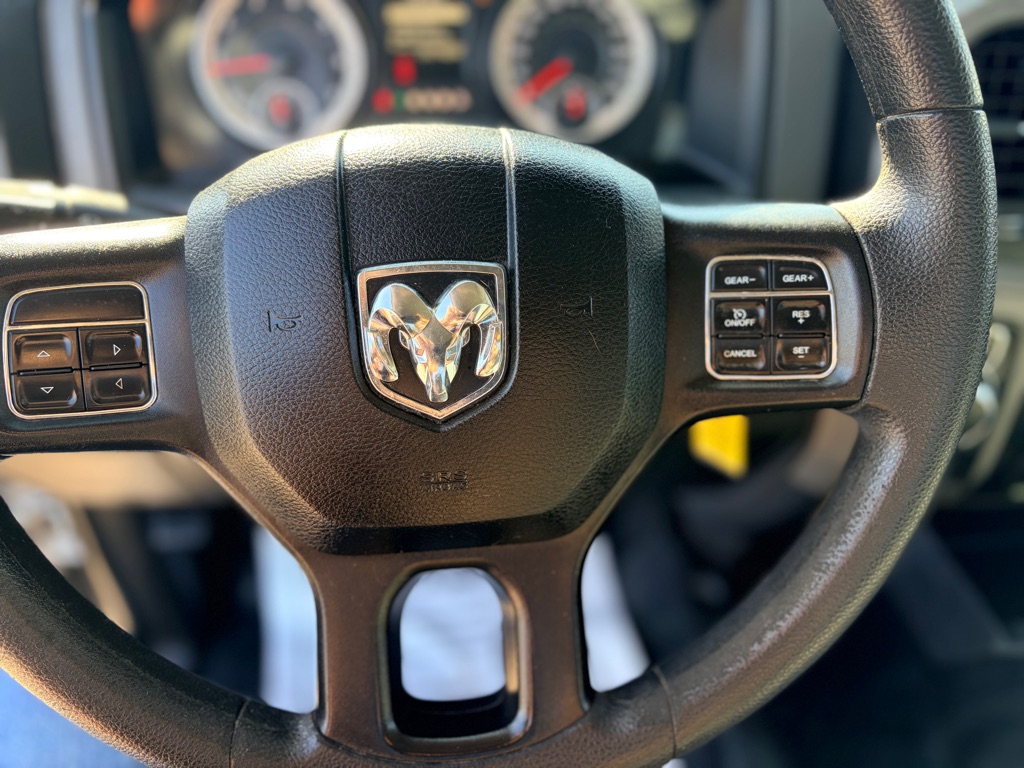 Photo 17 of this RAM 1500 CLASSIC
