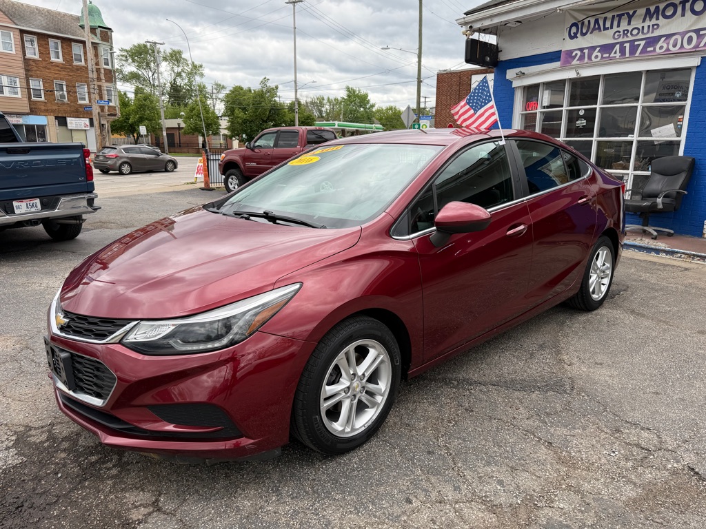 Photo 2 of this CHEVROLET CRUZE