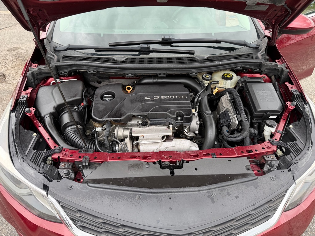 Photo 16 of this CHEVROLET CRUZE