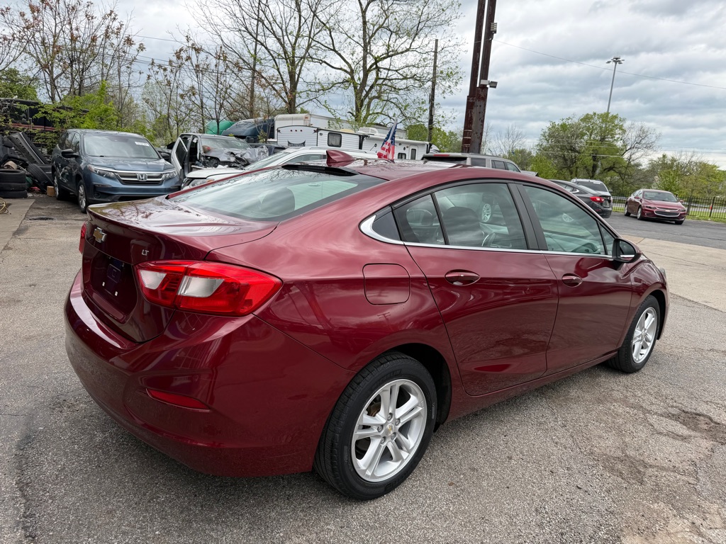 Photo 6 of this CHEVROLET CRUZE