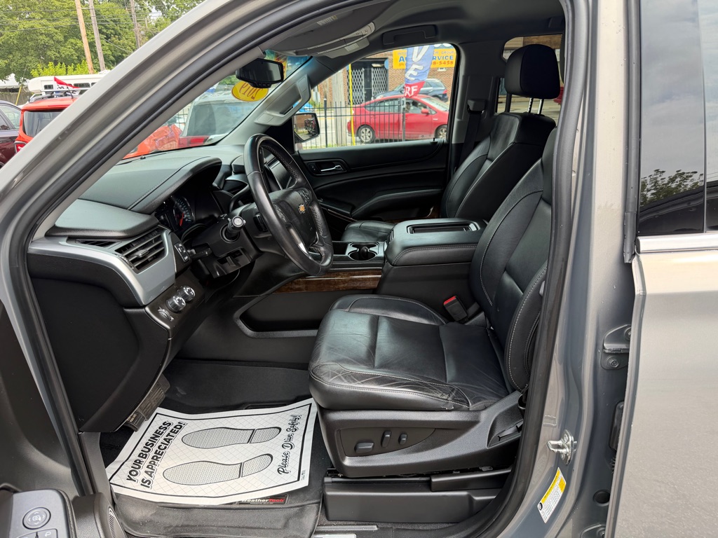 Photo 10 of this CHEVROLET TAHOE