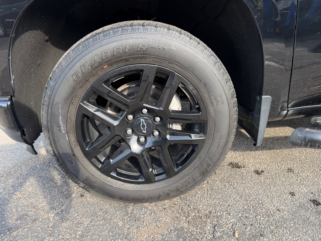 Photo 16 of this CHEVROLET SILVERADO 1500
