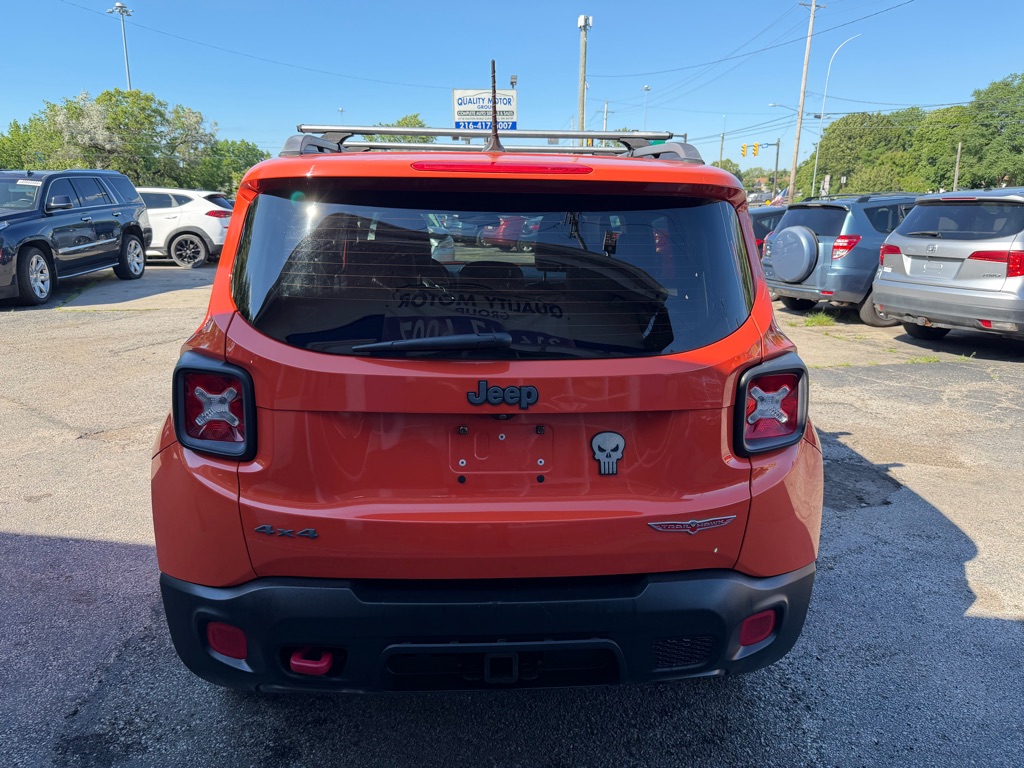 Photo 5 of this JEEP RENEGADE