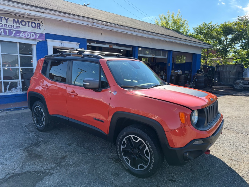Photo 8 of this JEEP RENEGADE