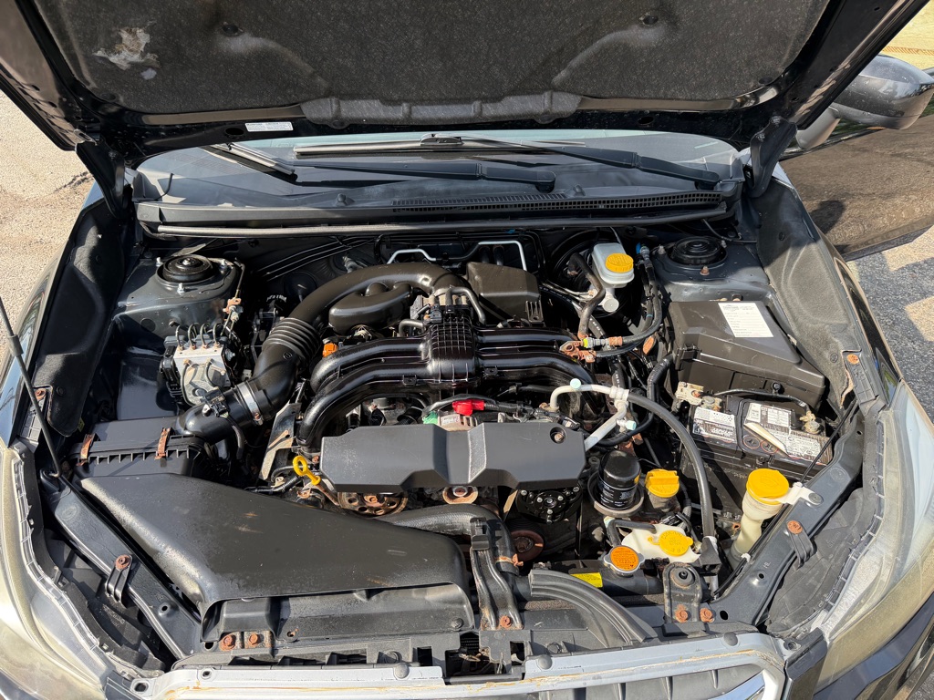 Photo 16 of this SUBARU IMPREZA