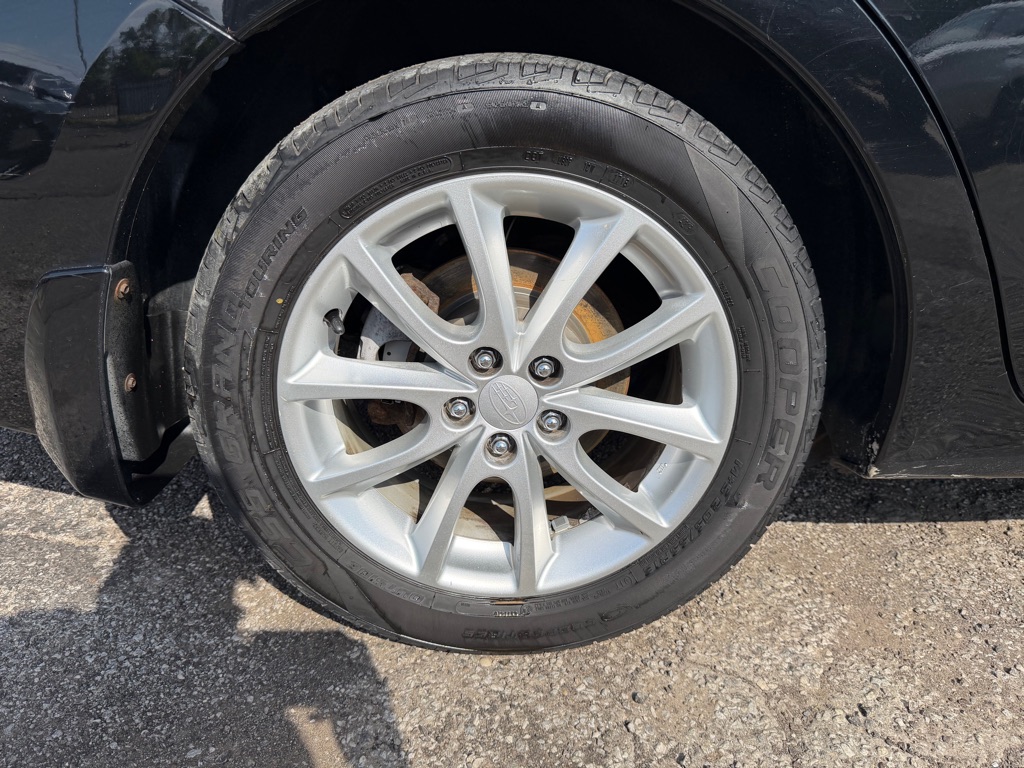 Photo 19 of this SUBARU IMPREZA